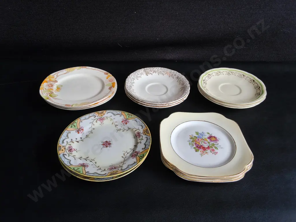 MIX OF VINTAGE SAUCER SETS, 14 PIECES TOTAL, WIDEST DIA 14.5 CM Image 1++