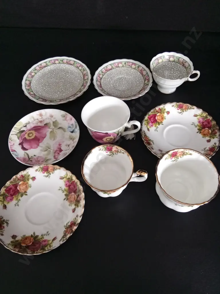 7 CUP AND SAUCER SETS INCLUDING ROYAL ALBERT AND WILLIAM JAMES Image 1++
