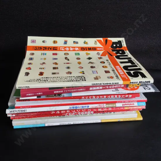 MIX OF JAPANESE MAGAZINES