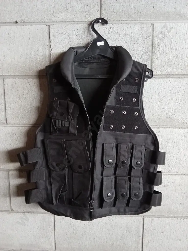 MULTI POCKET SWAT STYLE TACTICAL VEST Image 1++