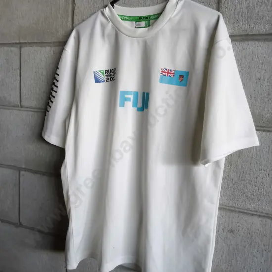 RUGBY WORLD CUP 2011 FIJI TSHIRT SIZE S/M