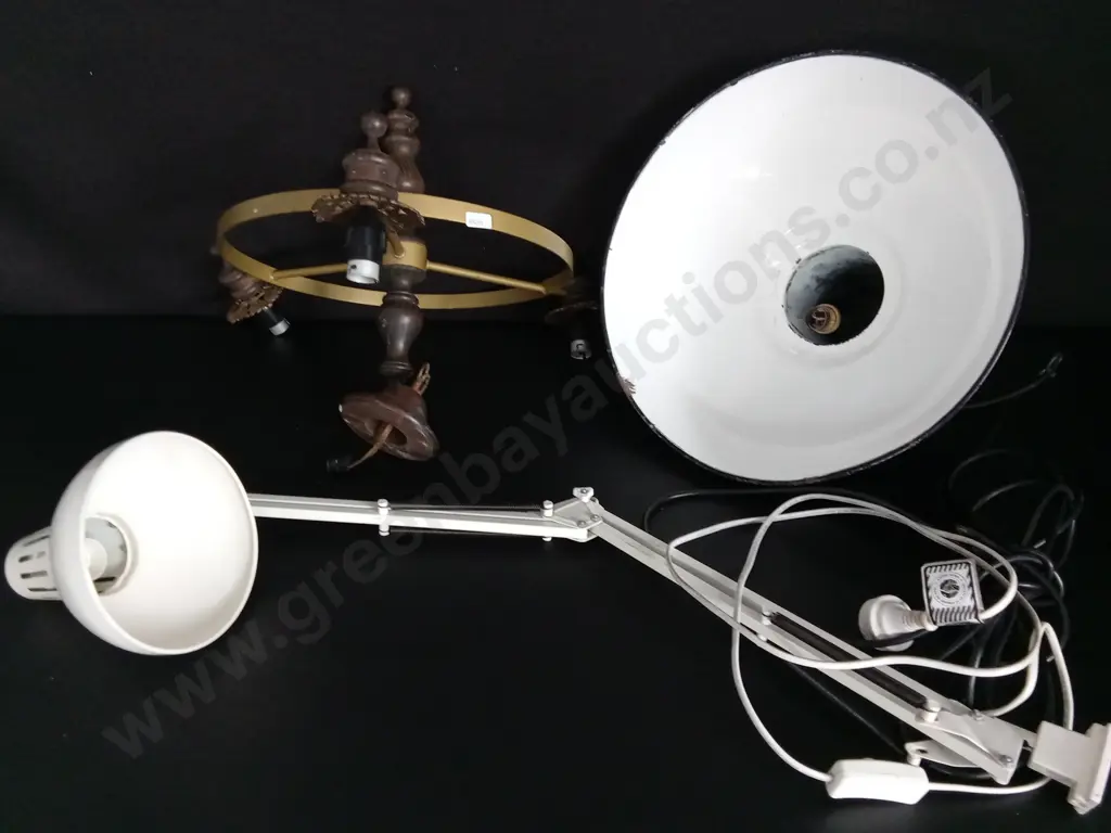 TWO LIGHT FIXTURES AND SPRING BALANCED LAMP Image 1++