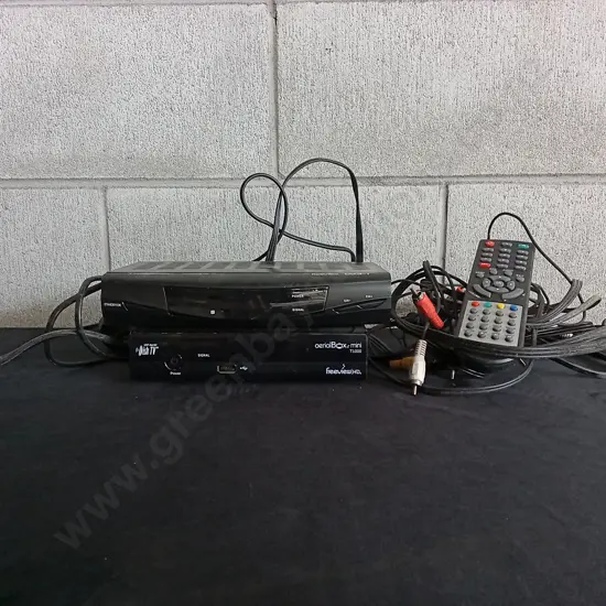 TRANSONIC AND AERIALBOX TV RECEIVERS WITH CABLES AND AERIAL REMOTE