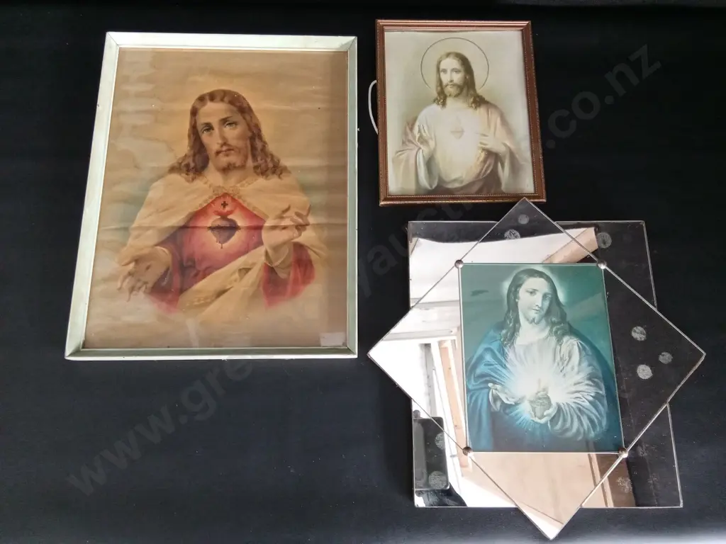 FRAMED RELIGIOUS ART PIECES Image 1++