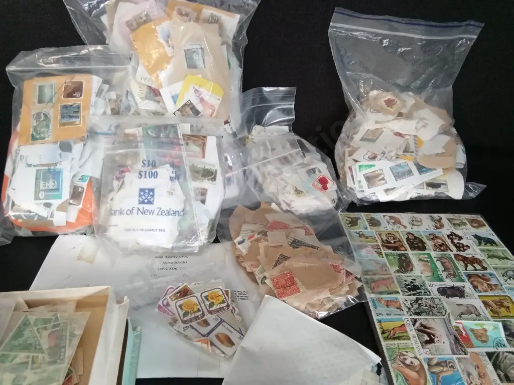 BOX OF VINTAGE STAMPS Image 1++
