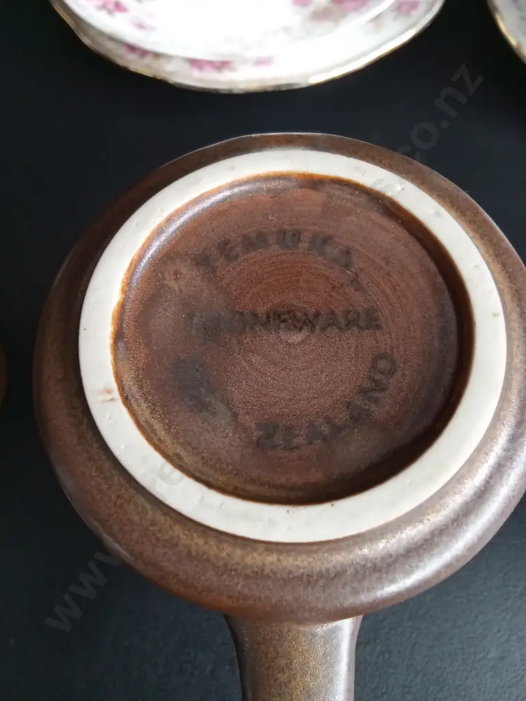 ASSORTED CERAMICS MAINLY TEA SETS Image 1++