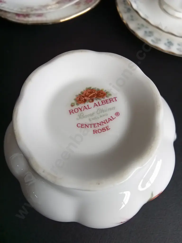 ASSORTED CERAMICS MAINLY TEA SETS Image 1++