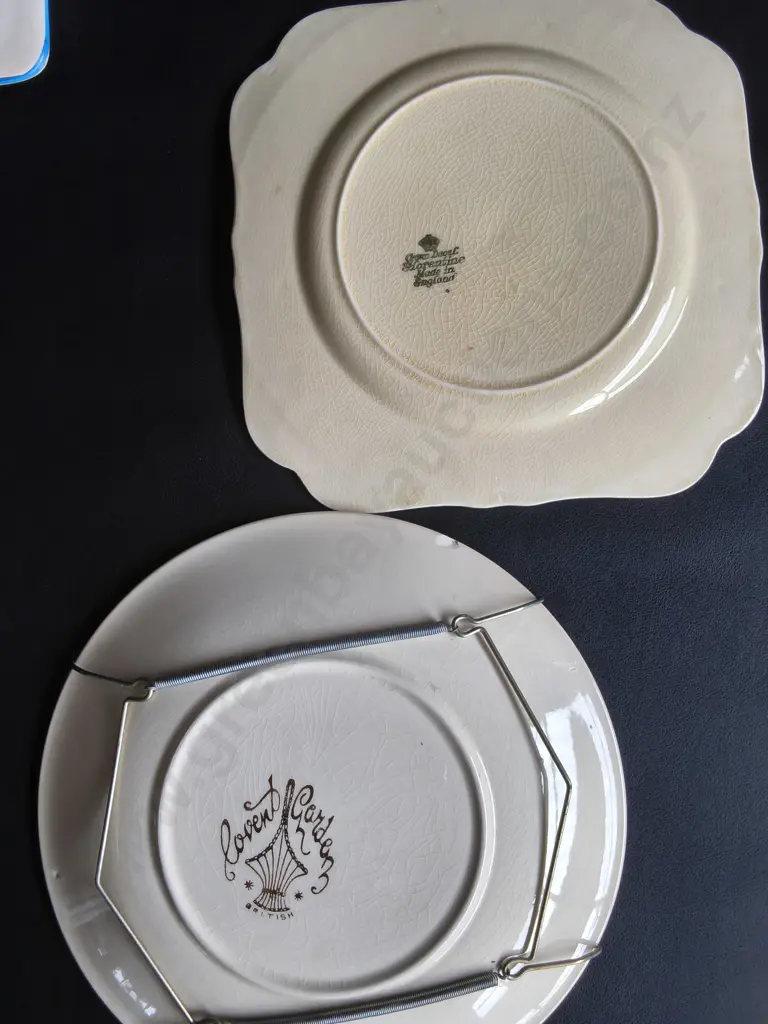 MIX OF VINTAGE PLATES, 6 PIECES, WIDEST W 28 CM Image 1++