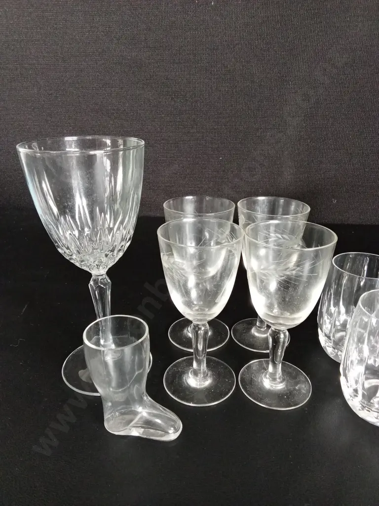 12 GLASS ITEMS TALLEST H17CM Image 1++