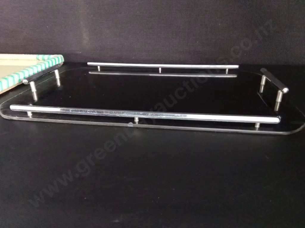 PAIR OF BREAKFAST TRAYS Image 1++