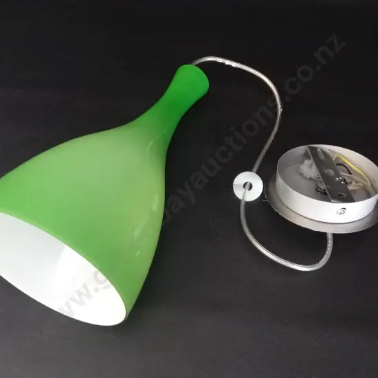GREEN PENDANT LIGHT L30CM DIA 14.5CM