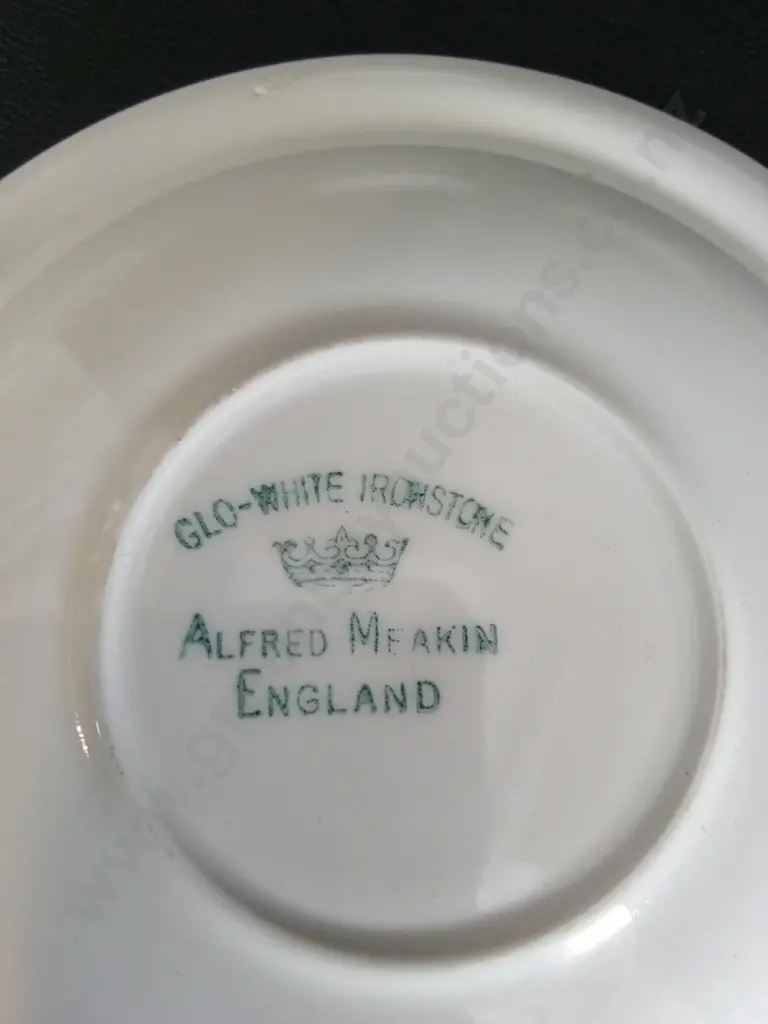 5 GLO-WHITE IRONSTONE ALFRED MEAKIN SAUCERS DIA 14CM AND 3 ALPINE SPRING BOWLS DIA 17CM Image 1++