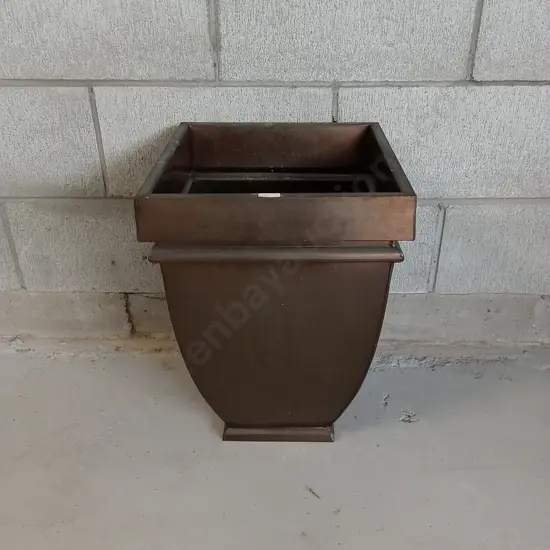 SQUARE METAL PLANTER, 46CM HIGH