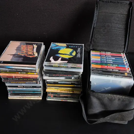 COLLECTION OF CDS