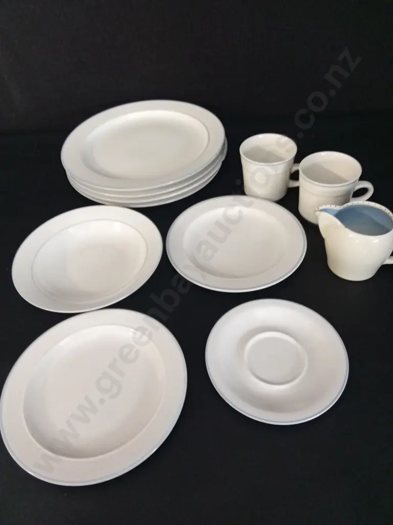 8 PLATES AND 2 MUGS WITH A LIGHT BLUE TRIM AND A SUSIE COOPER JUG H8CM Image 1++