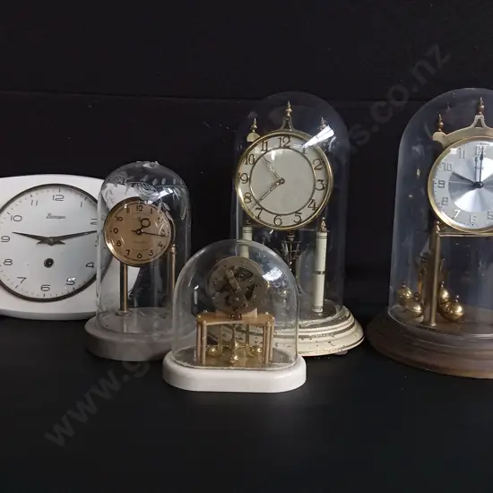 COLLECTION OF VINTAGE MANTEL AND ANNIVERSARY CLOCKS, 5 PIECES, TALLEST H 30 CM