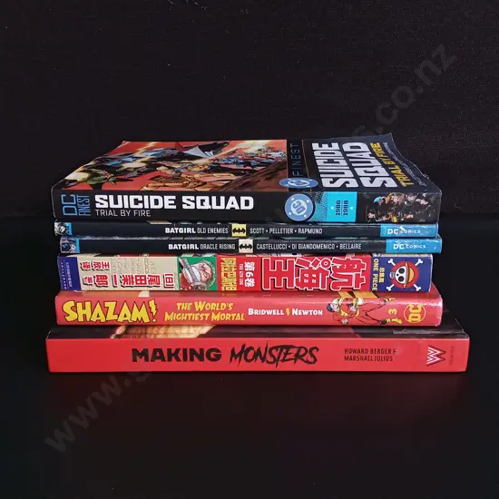 MIX OF 6 BOOKS AND COMICS