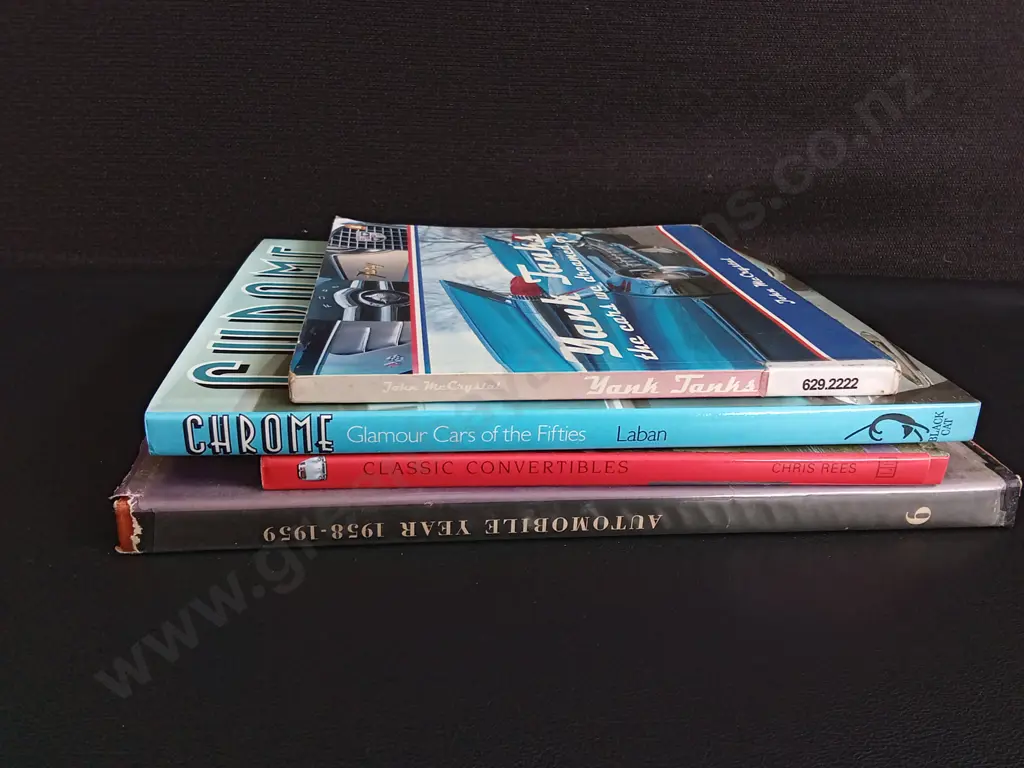 4 BOOKS ON CLASSIC CARS Image 1++