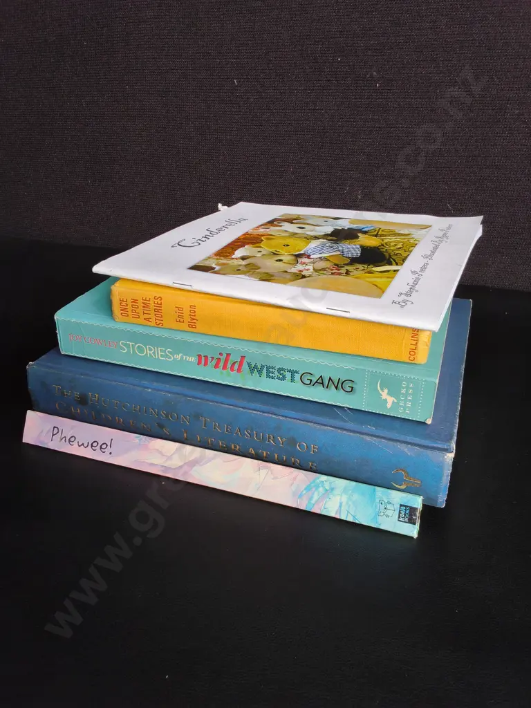 5 CHILDREN'S BOOKS Image 1++