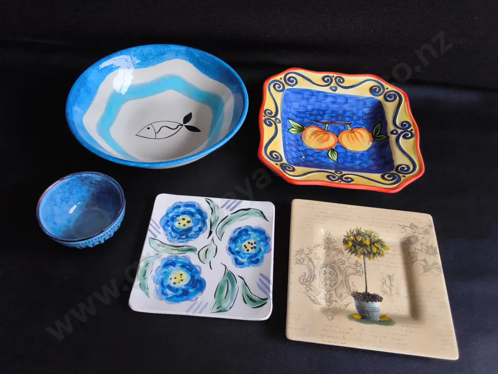 MIX OF CERAMIC PLATES AND BOWLS, WIDEST DIA 27 CM Image 1++