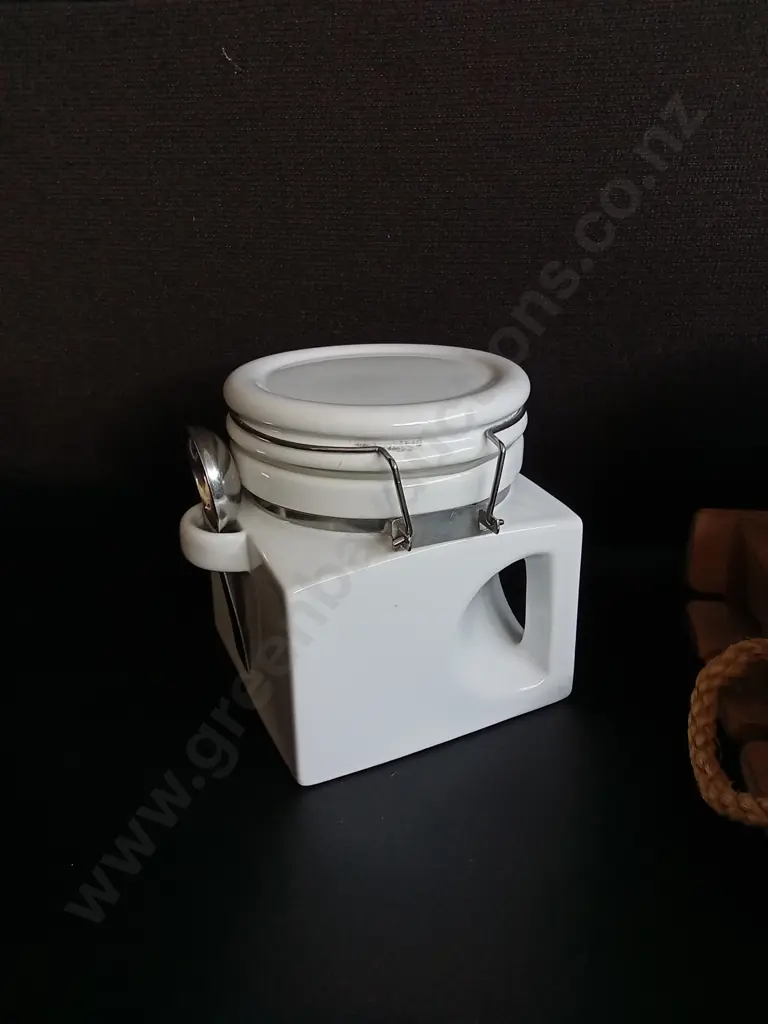 WOODEN TRAY AND 3 VINTAGE KITCHEN CANISTERS, TRAY W 40 CM Image 1++