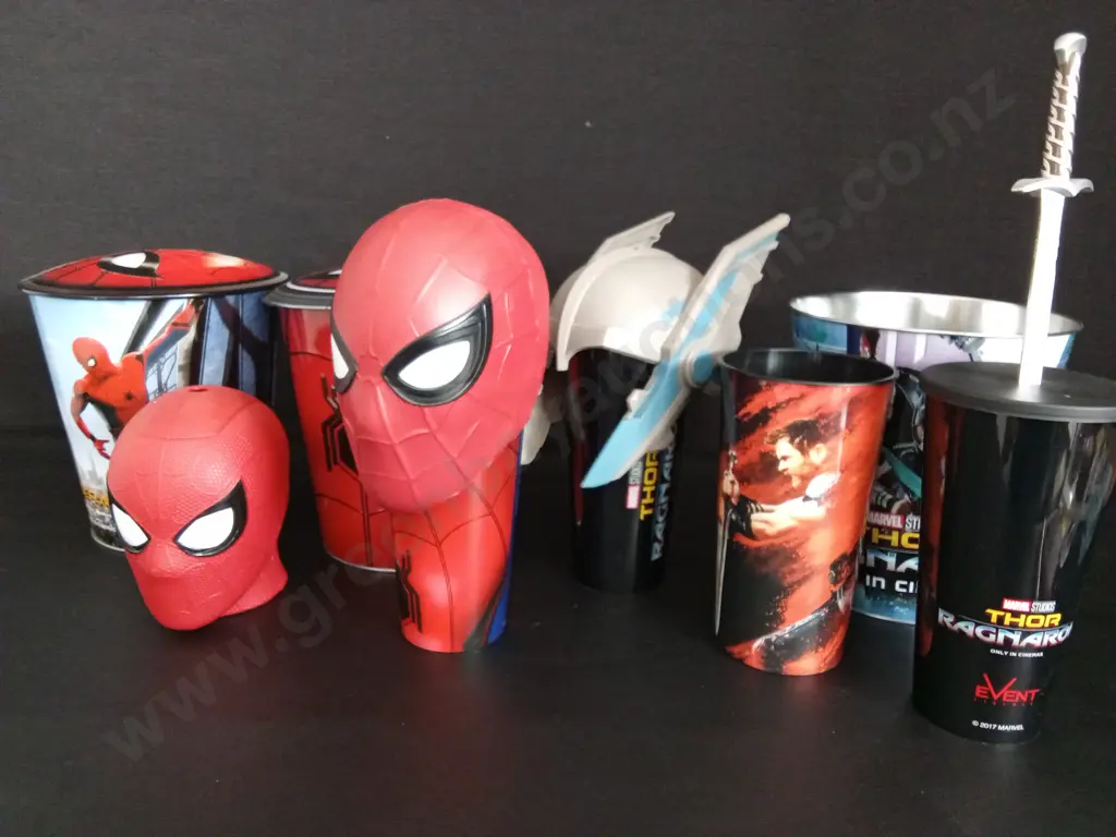 ASSORTED MARVEL MOVIE MEMORABILIA Image 1++