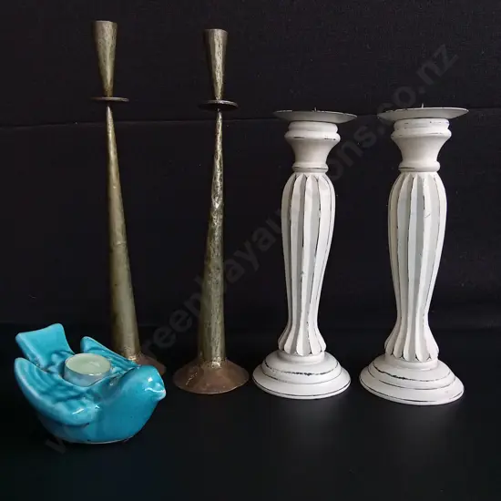 5 PIECES CANDLESTICKS AND CERAMIC BIRD CANDLE HOLDER, TALLEST H 37 CM