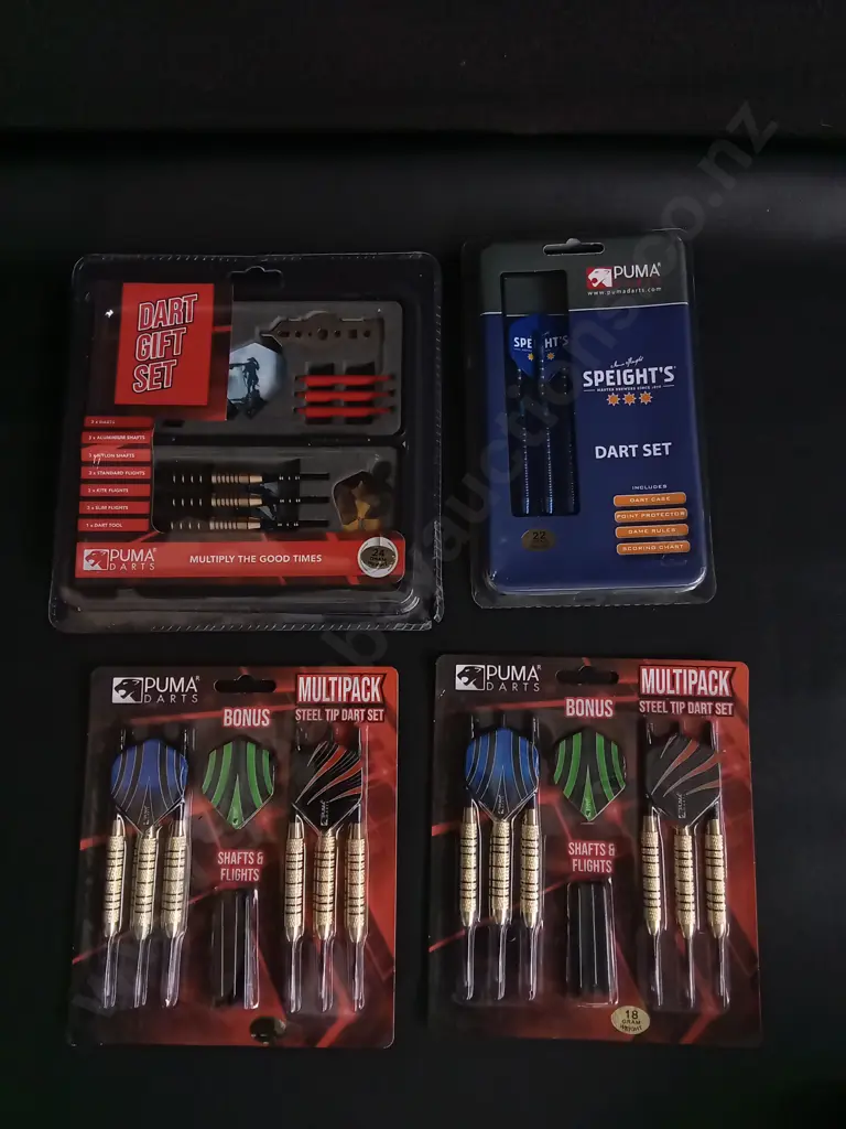 4 BRAND NEW PACKS OF DARTS Image 1++