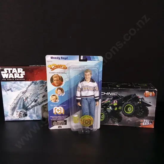 3 TOYS INCLUDING VINTAGE STAR WARS AND WOODY BOYD DOLL
