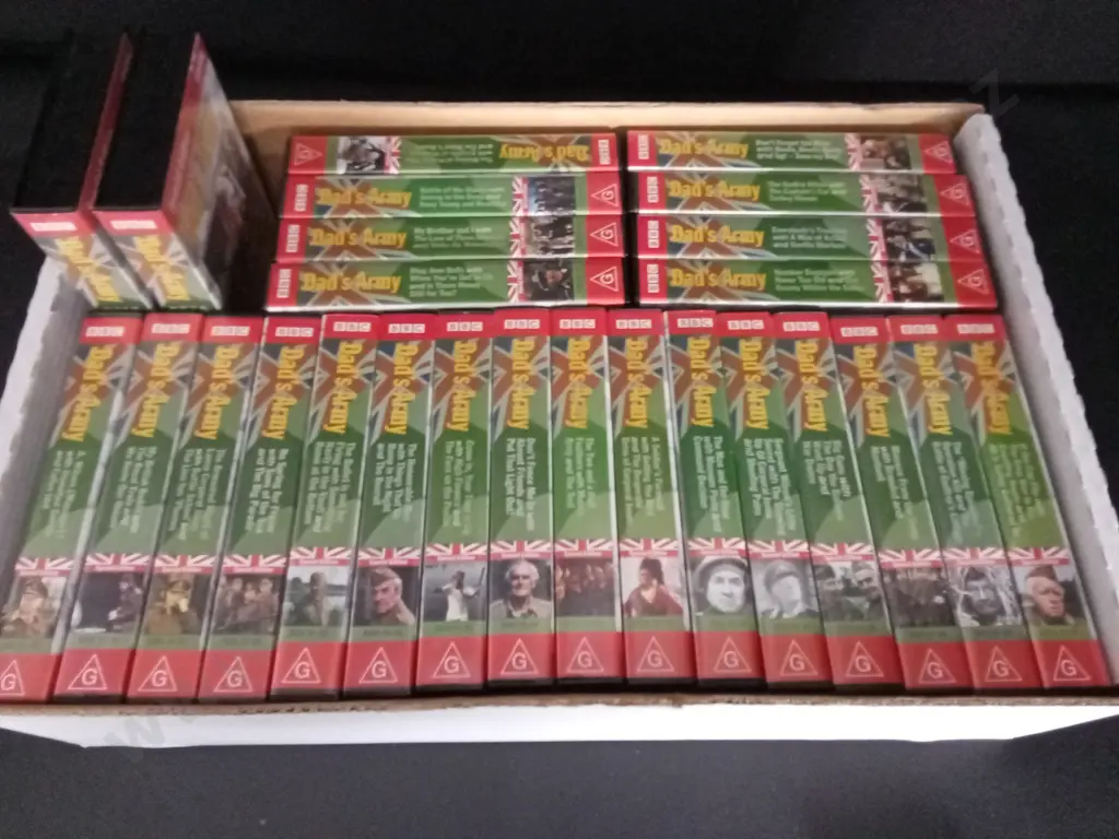 COMPLETE SET OF DADS ARMY VHS, SOME UNOPENED Image 1++