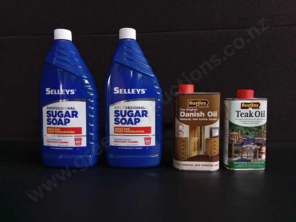 4 PIECES BRAND NEW CLEANING AND MAINTENANCE PRODUCTS Image 1++