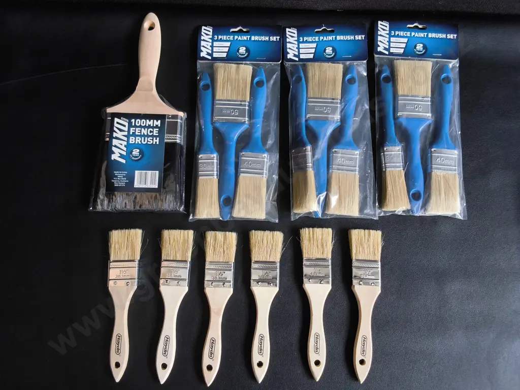 BRAND NEW PAINTBRUSHES, INCLUDING 3 SETS Image 1++
