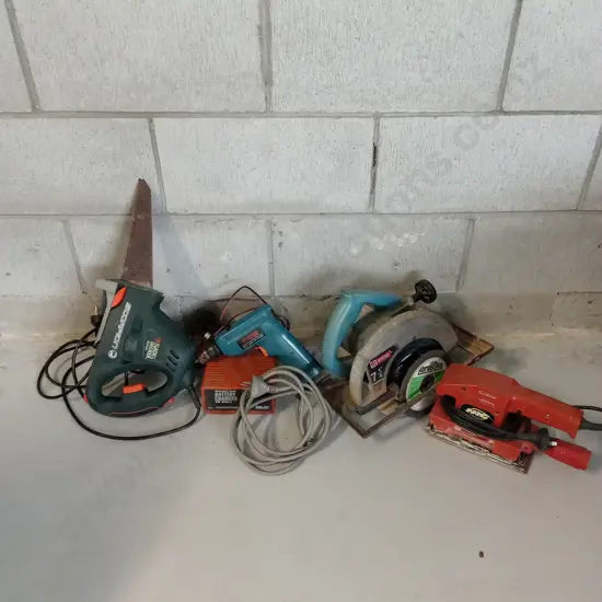 SET OF POWER TOOLS INCLUDING SPEED SAW, SANDER, ELECTRIC SAW AND DRILL.