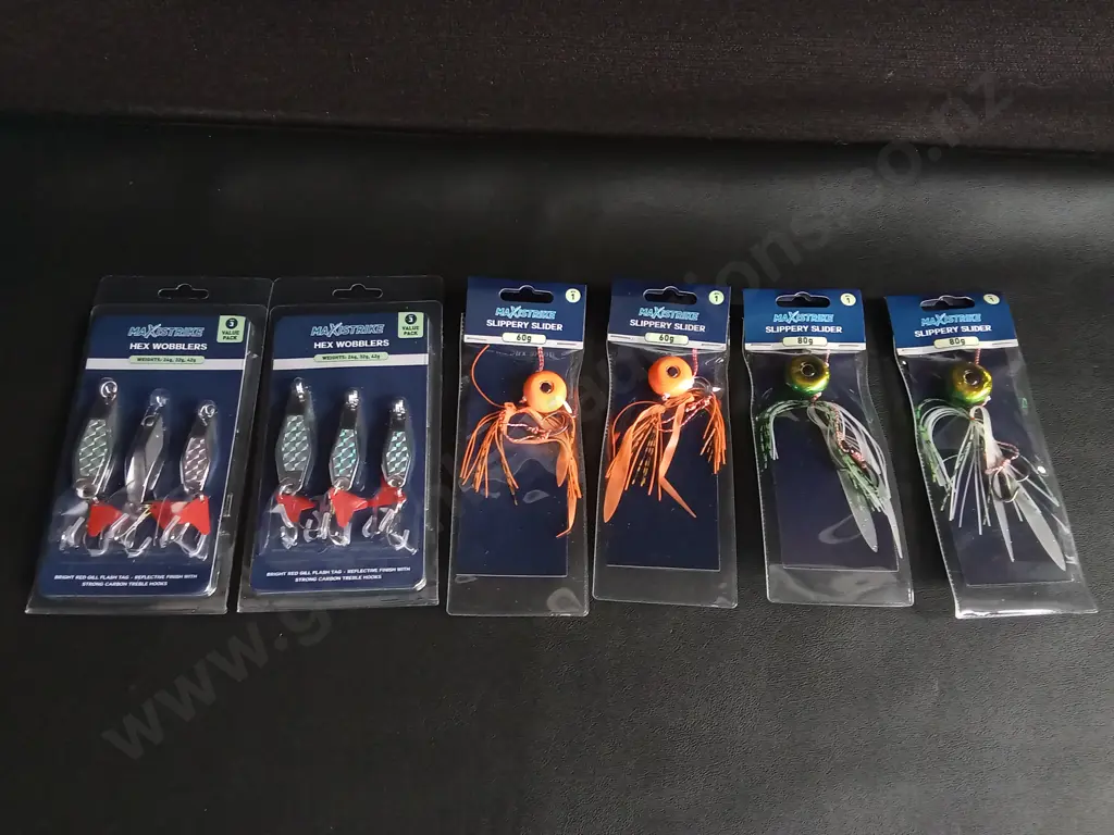 6 BRAND NEW FISHING ITEMS Image 1++