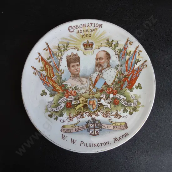ANTIQUE 1902 KING EDWARD VII AND QUEEN ALEXANDRA CORONATION COMMEMORATIVE PLATE, DISTRIBUTED BY H. WEBB, ST HELENS.