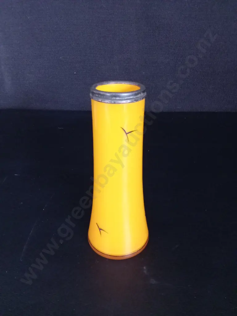 2 GLASS BOTTLE ASHTRAYS AND VINTAGE ORANGE VASE H15CM Image 1++