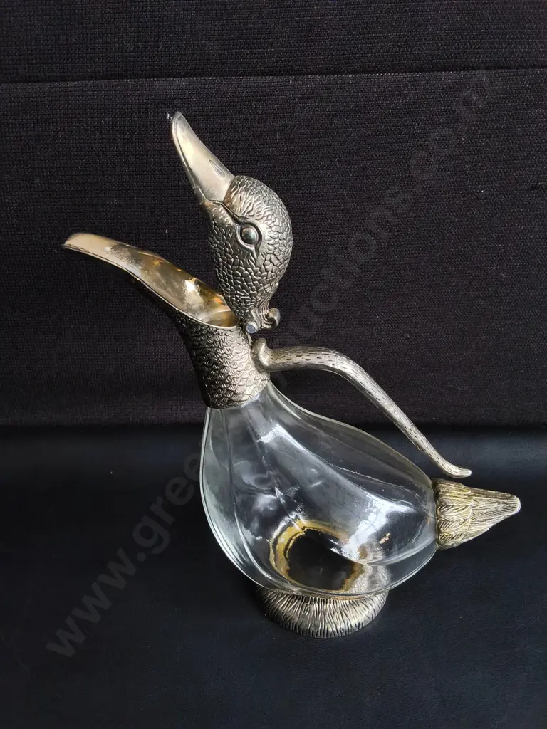 VINTAGE DUCK WINE DECANTER, GLASS AND SILVER TONED ACCENTS, H 26 CM Image 1++