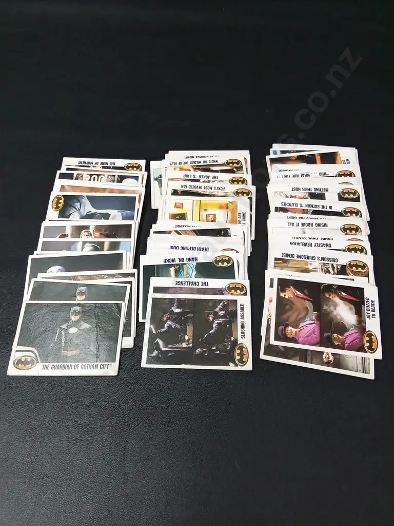 VINTAGE 1989 TOPPS BATMAN MOVIE TRADING CARDS Image 1++
