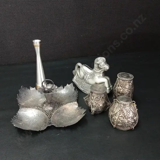 COLLECTION OF SILVER TONED ITEMS TALLEST H14CM