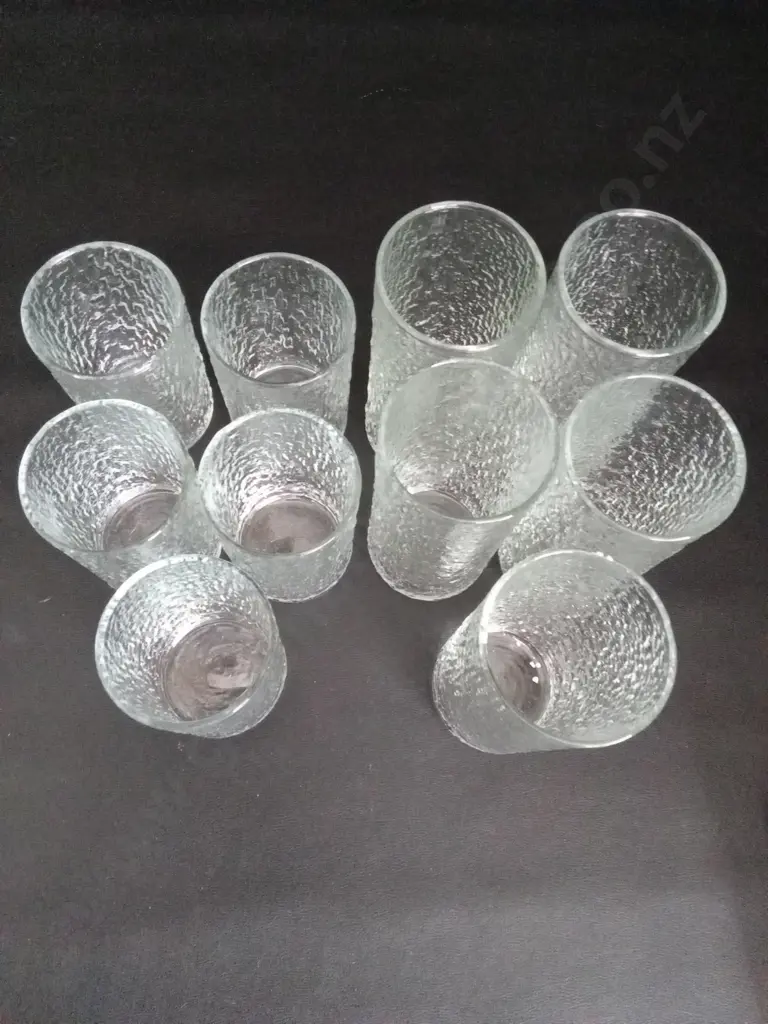 10 VINTAGE TEXTURED BARK GLASSES TALLEST H13CM Image 1++