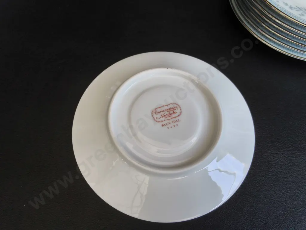 VINTAGE 36 PIECE NORITAKE "BLUE HILL" 2482 CHINA SET, PLATINUM TRIM DISCONTINUED Image 1++