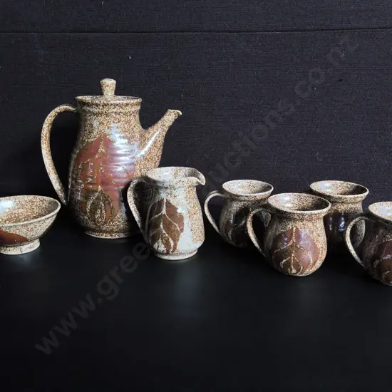 VINTAGE CERAMIC TEA AND COFFEE SERVICE, 7 PIECES, TALLEST H 24 CM