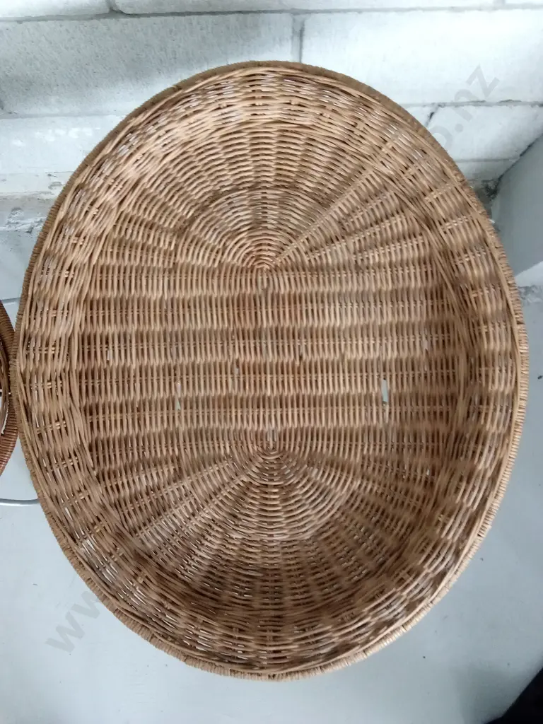 RATTAN COFFEE TABLE AND SIDE TABLE, COFFEE TABLE IS, L 108CM X W 63 X H 48CM Image 1++
