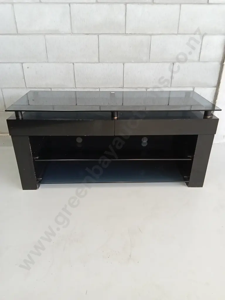 GLASS TOP TV CABINET WITH SHELVES AND DRAWERS, H 50CM X W 121CM X D 49CM Image 1++