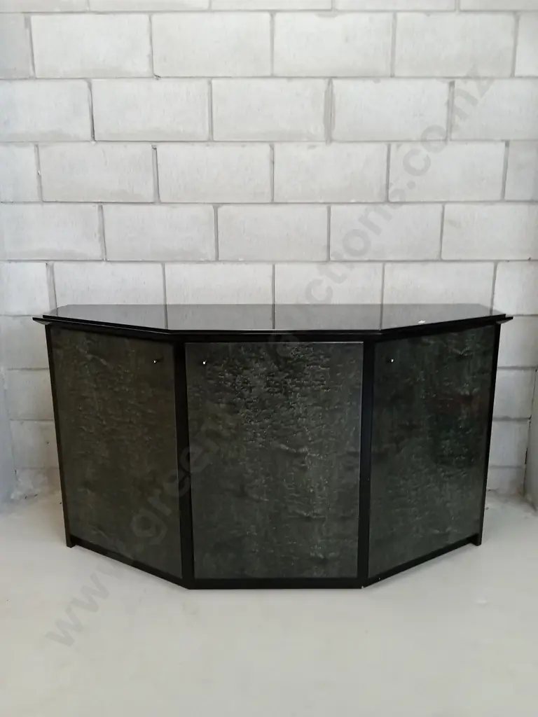 MODERN MULTI-SIDED COUNTER/CABINET WITH GLASS TOP AND TEXTURED DOORS, H 78CM X L 142CM X D 50CM Image 1++
