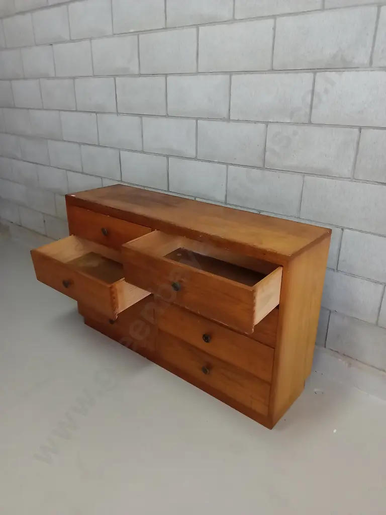 8 DRAWER DRESSER WITH CLASSIC ROUND HANDLES, W 122CM X D 35CM X H 76CM Image 1++