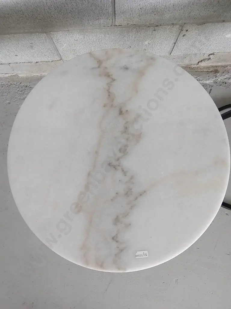 PAIR OF ROUND MARBLE SIDE TABLES WITH METAL FRAMES, 45CM DIAMETER Image 1++