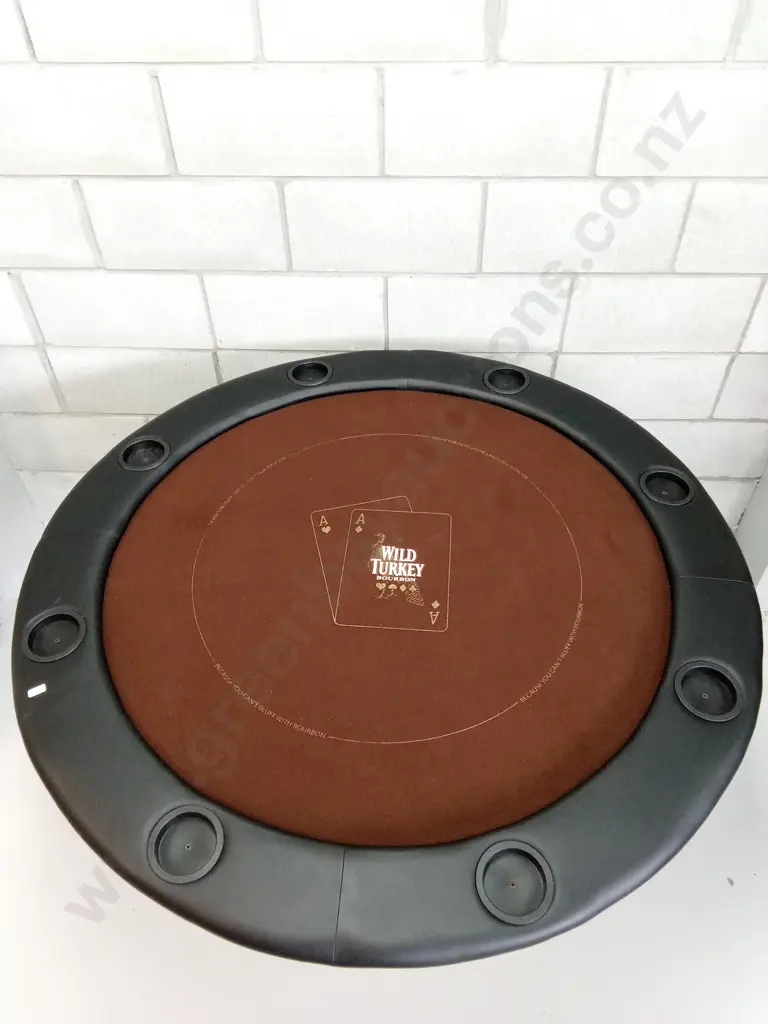 8 PERSON FOLDABLE POKER TABLE WITH CARPET TOP AND PADDING, 1.2M DIAMETER Image 1++