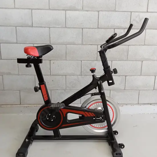 INDOOR EXERCISE SPIN BIKE.