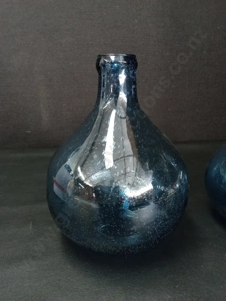 2 BLUE GLASS BALLOON VASES TALLEST H23CM Image 1++